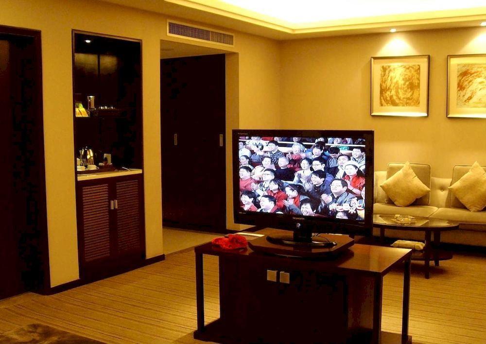 Zhengzhou Yuehai Hotel Buitenkant foto