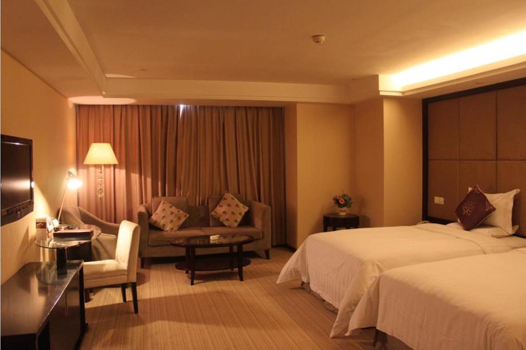 Zhengzhou Yuehai Hotel Buitenkant foto